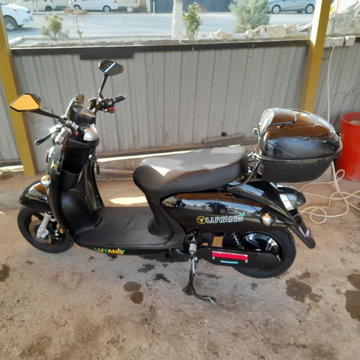 Электро-скутер Luyang