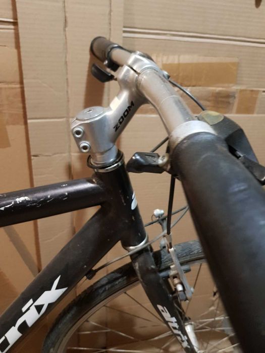 Велосипед. Алуминиева рамка, 3x7, Shimano.