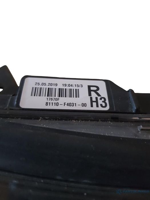 Far Dreapta Toyota C-Hr Chr 2016 -> 81110-F4031-00