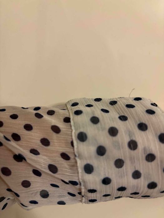 Camasa dama Stradivarius material finut semi transparent alba cu buline M/L