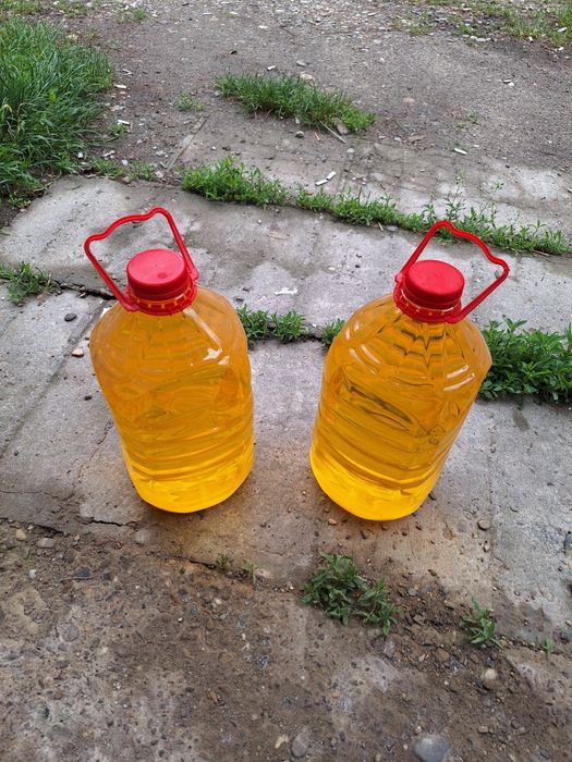 Ulei De Floarea Soarelui Presat La Rece