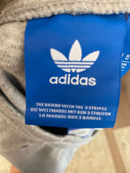 Pantaloni scurti originali Adidas XL si XXL Nu nike jordan