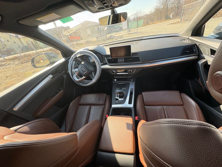 Audi Q5, progressive 45, anul 2019