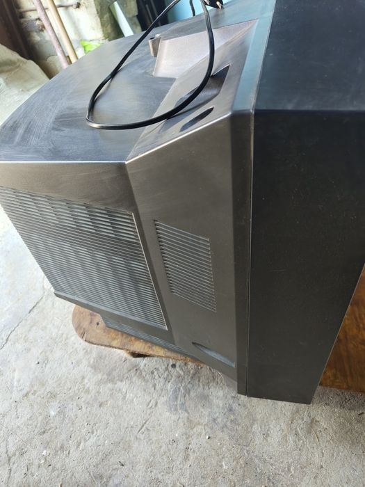 Продается телевизор