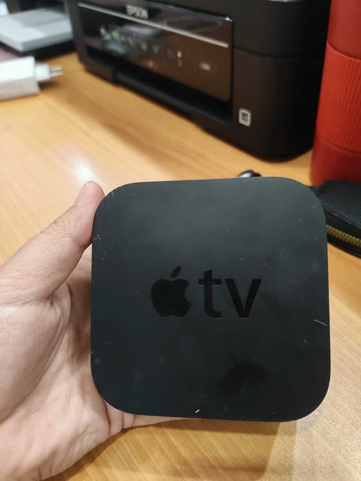 Apple tv продается срочно