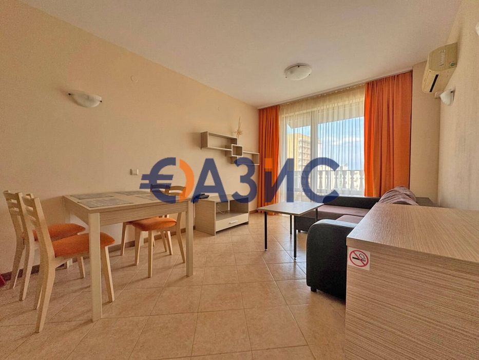 Продава се Двустаен апартамент в к.к. Слънчев бряг - 56 кв.м за 1367 €/кв.м - Снимка #3