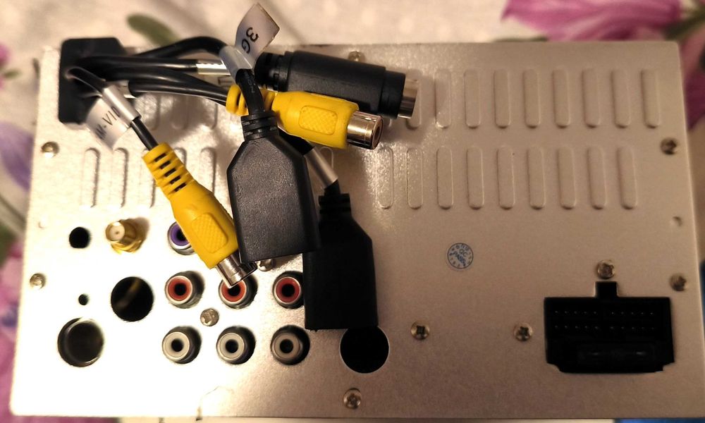 Vând Navigație auto pentru VW Golf 5,6; Passat B6,B7, CC, etc.7 " Inch