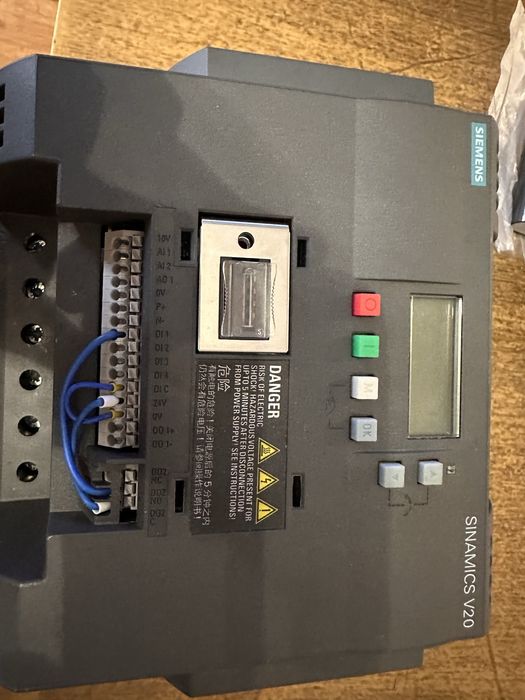Честотен регулатор Sinamics v20 до 5,5kW мотор
