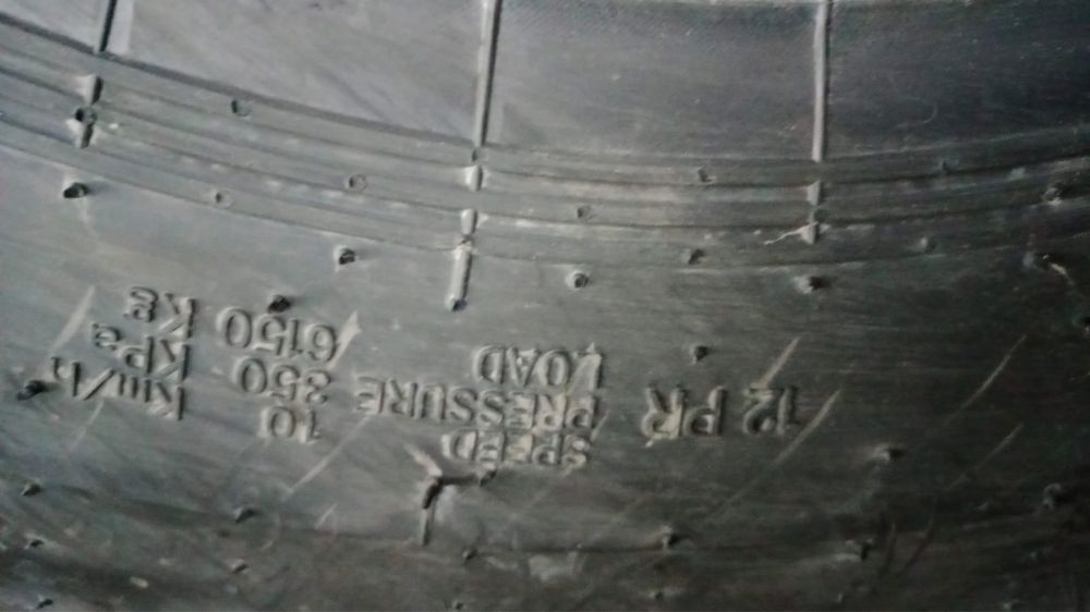 Шины на погрузчик 23,5 на 25