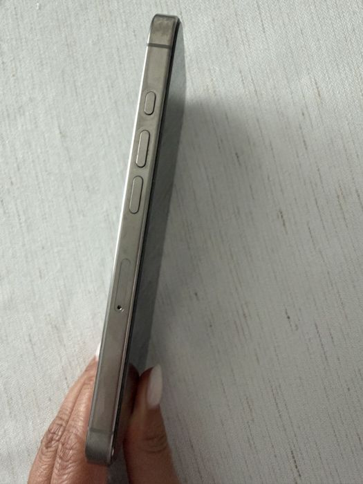 De vanzare Iphone 16 pro
