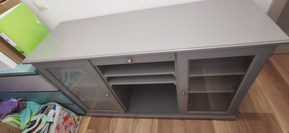 Mobilier IKEA pentru bucătărie – corp cu vitrine + etajeră TORNVIKEN, gri