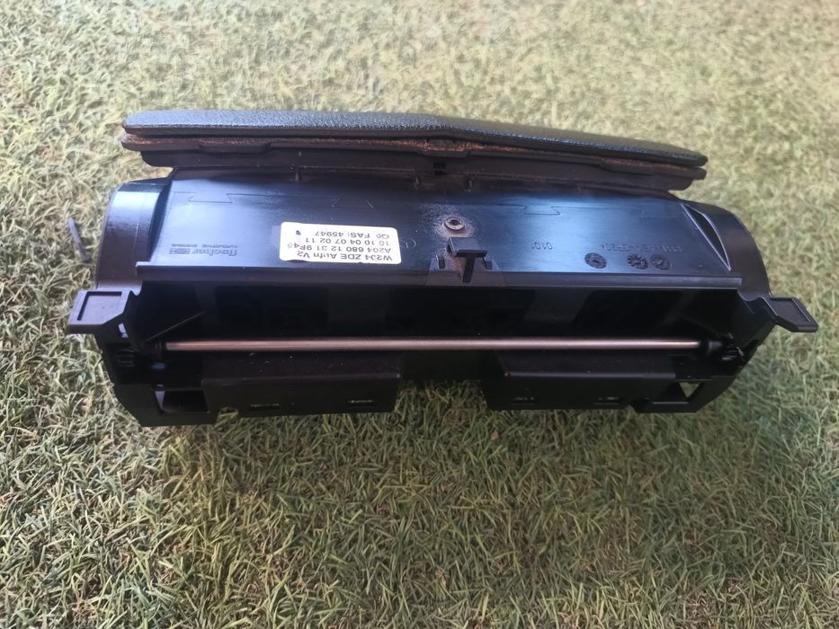 Navigație mica Mercedes-Benz C-Class W204