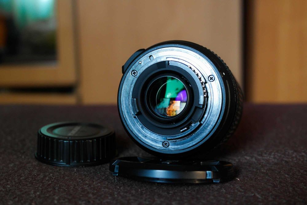 obiectiv Nikon 18-135 mm dx in stare buna