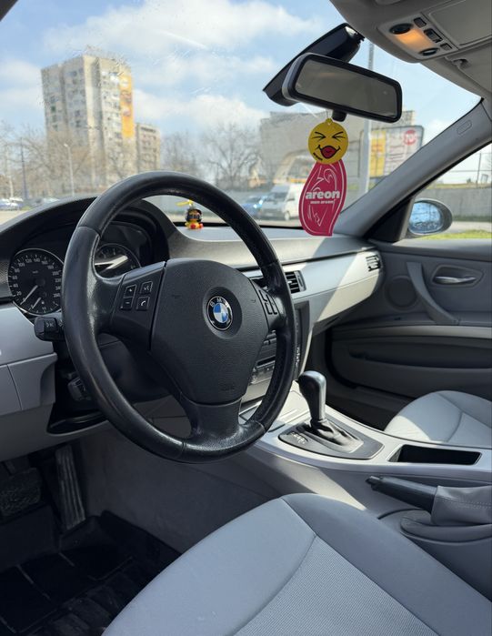 BMW E90, 325i, бензин