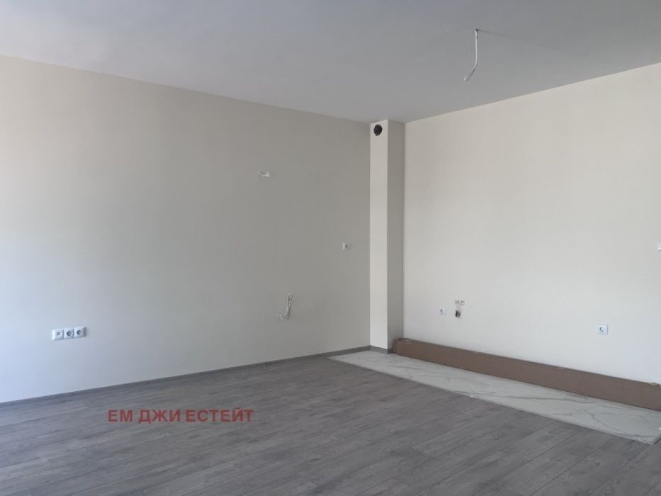 Продажба на 1-стаен в гр. Поморие - 65m². АКТ 16. Завършен до ключ.