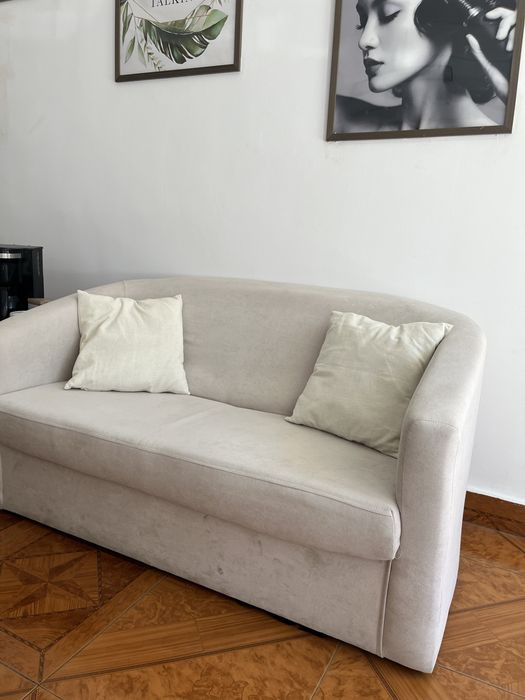 Canapea crem 2 persoane