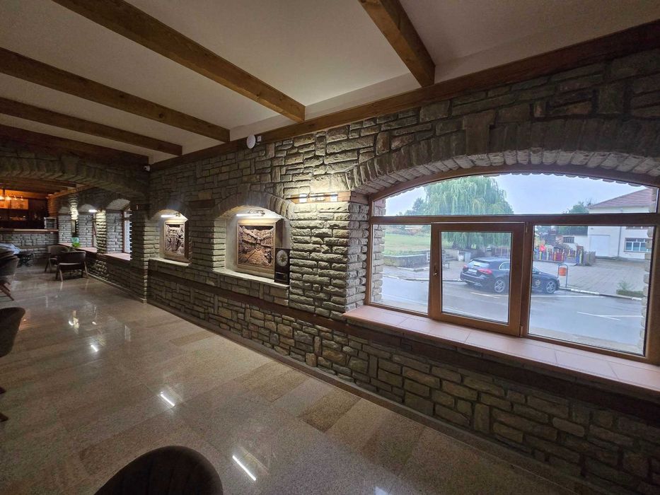 Продава се хотел