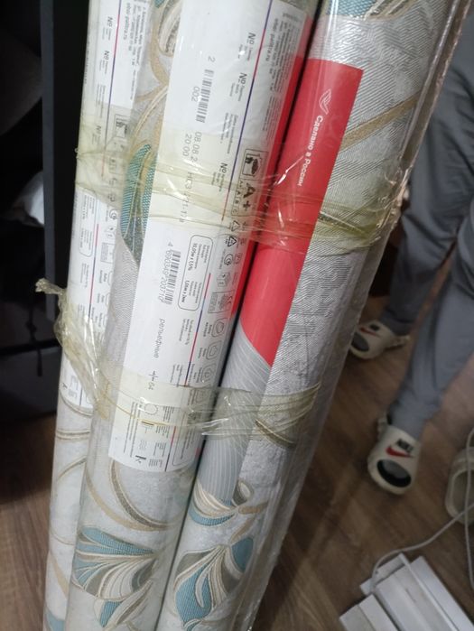 Обои новые в гостиную