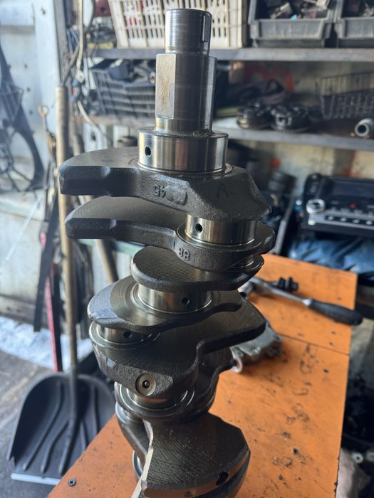 Ниссан VQ 40 двигатель коленвал