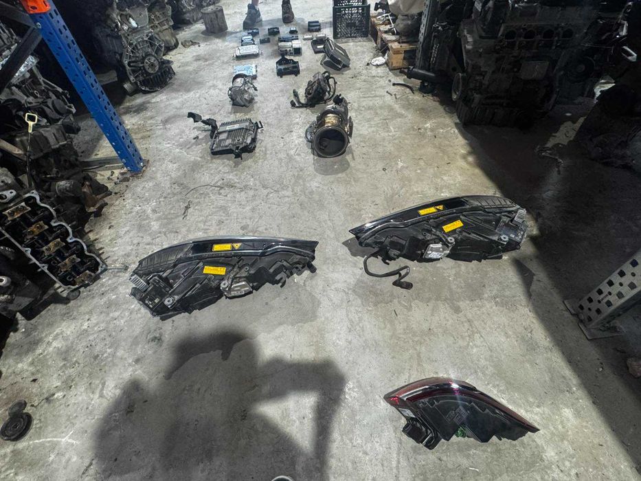 фар на AUDI A8 2019г.