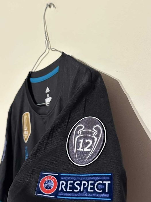 Тениска на Real Madrid с Ronaldo и баджове на Шампионска Лига -  НОВА!