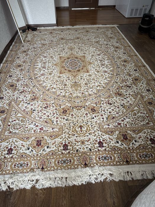 Продам ковер 4*3