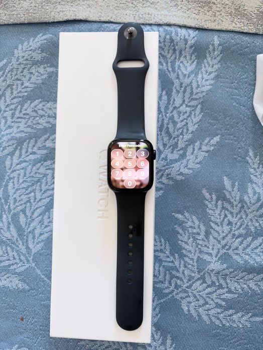 Apple Watch Series 9 – 41 mm, отлично състояние