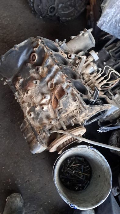 Мотор 601 мерседес  блок