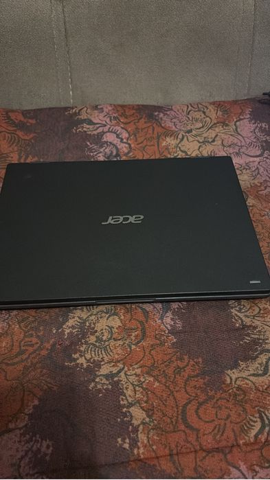 Продается нетбуг ACER