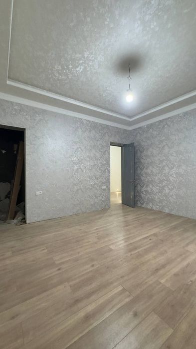 Uy sotiladi Yangi ToshMI 1.6 sotix 4xona