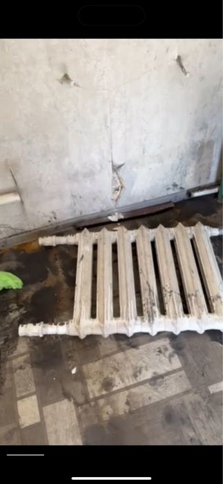 Продается все от крана, мотора, до оценкованных листов батарей холодил