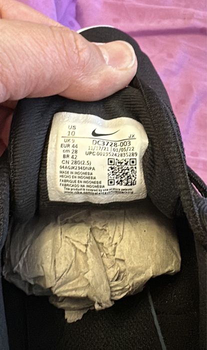 Срочно оригинал крос наик