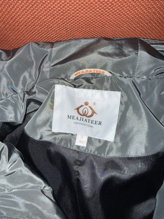 Куртка, в хорошем состоянии