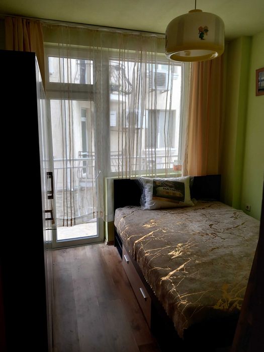 Дава се под наем Тристаен апартамент в Варна, Бриз - 100 кв.м за 561 € - Снимка #5