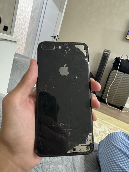 айфон 8+, мейзу М6 note и айпад
