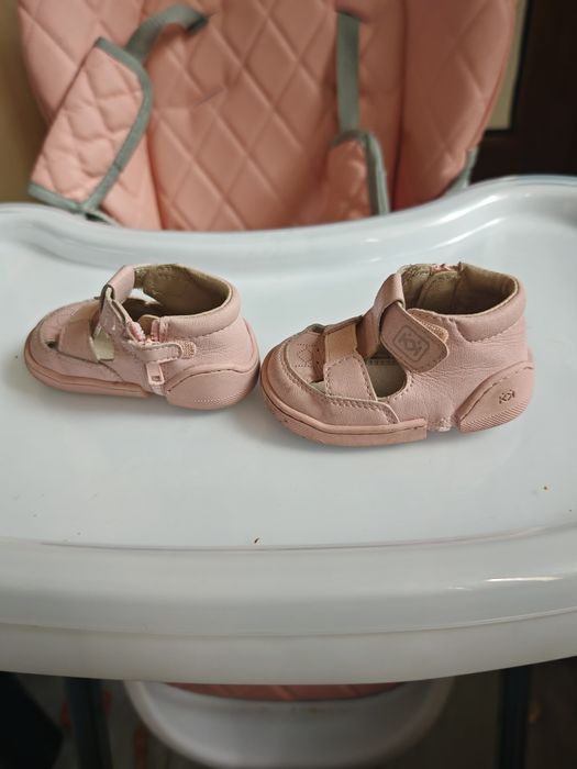 Детски обувки за прохождане