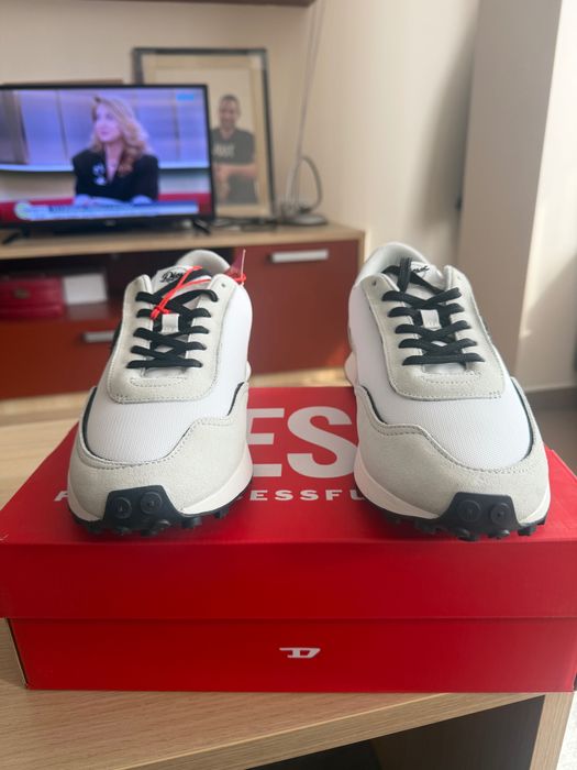 Обувки diesel 44