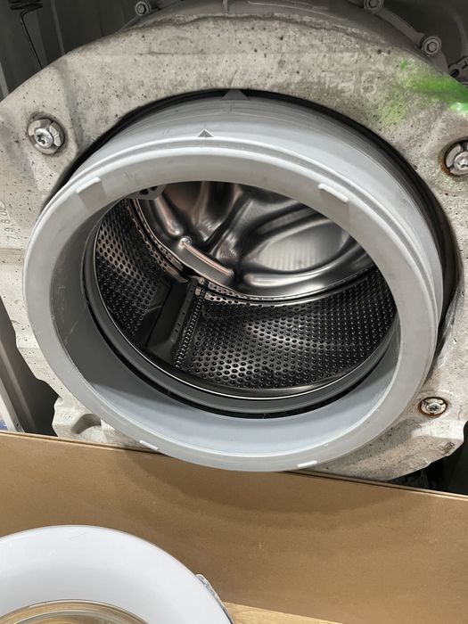 Piese (Motor, rezistenta) masina de spalat Electrolux