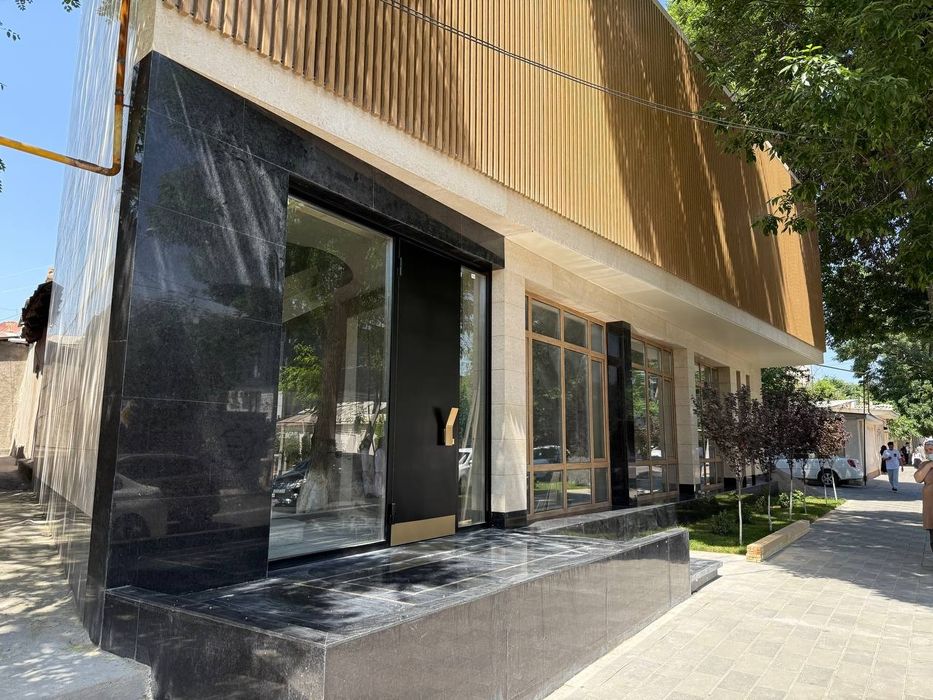 Шикарное офисное здание, Ракатбоши