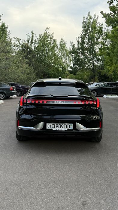 Zeekr 001 2023 — 3