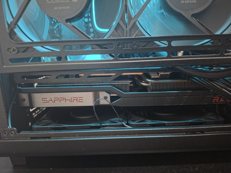 Placa video Rx 7900 xt Shapire 20GB Vram