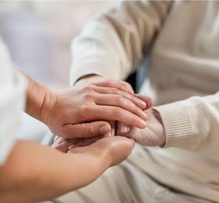 Disponibilă pentru îngrijire seniori ,regim intern în București.