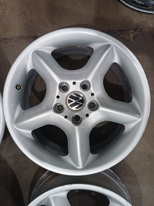 Диски R17 5x120 на Volkswagen T5, T6.