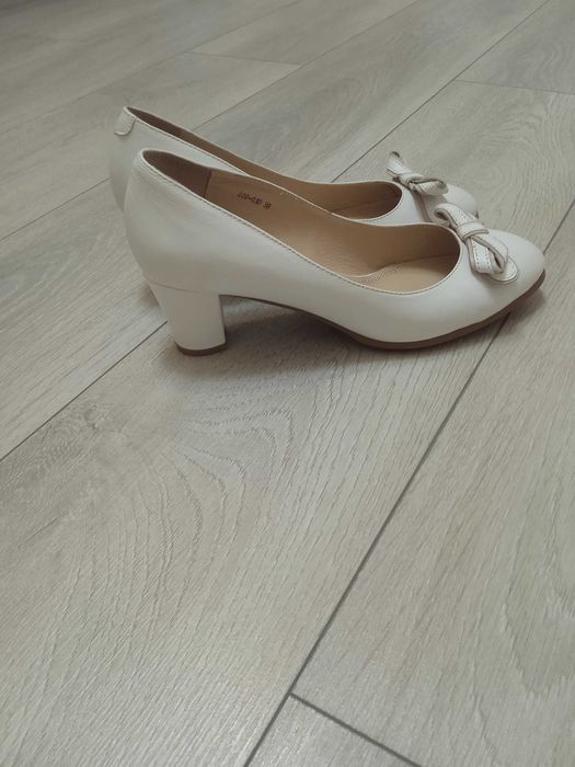 Туфли белые, Италия, кожа