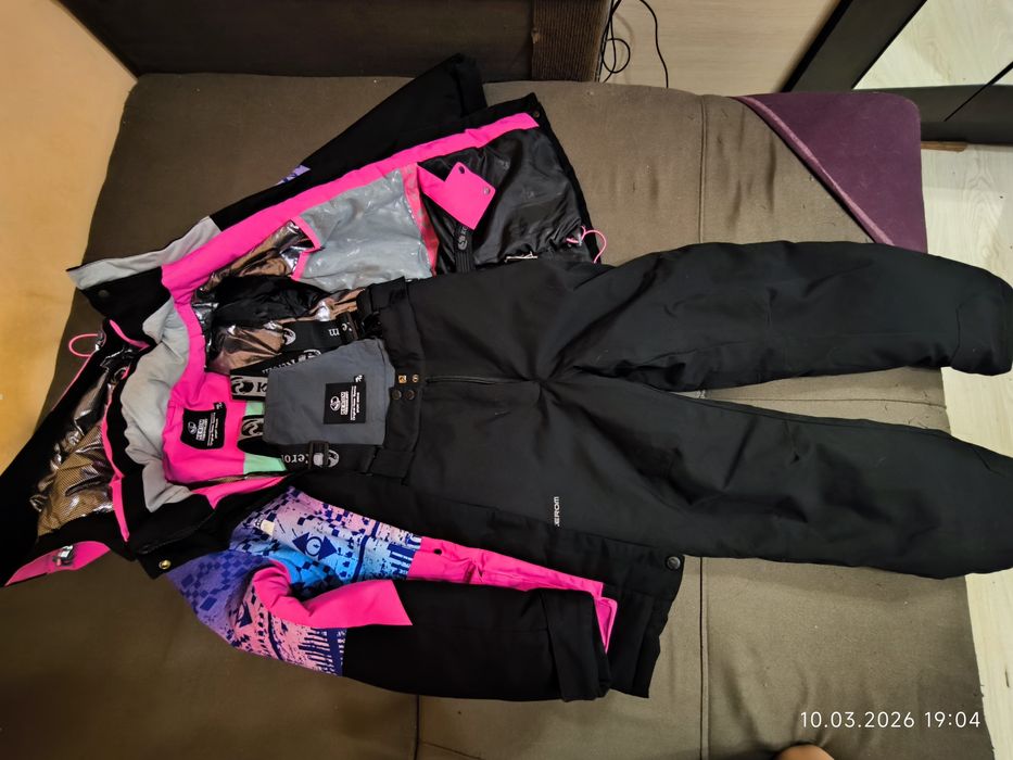 Зимний комплект на  девочку куртка с комбинезоном