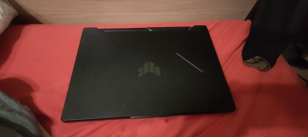Ноутбук Asus fa506n в идеальном состояние