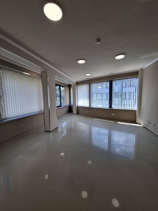 Офиси под наем в центъра на града