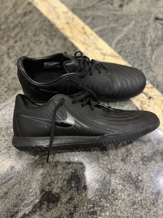 Футболни обувки, nike phantom