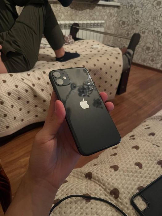 Iphone 11 128/76