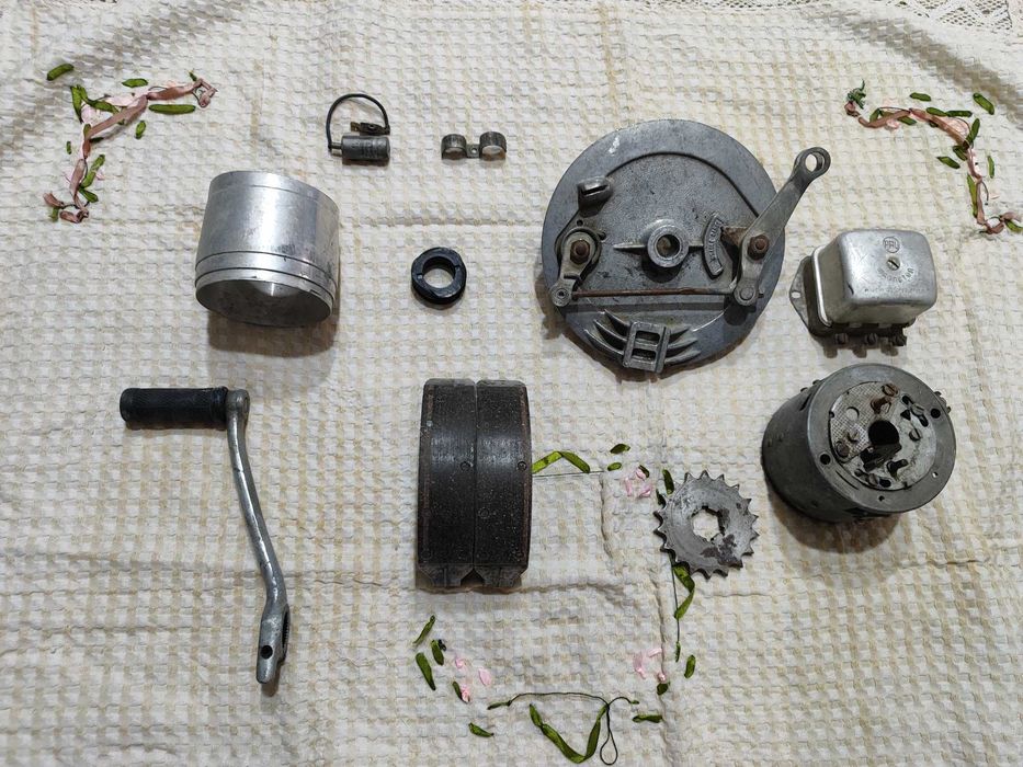 Запчасти для Ява